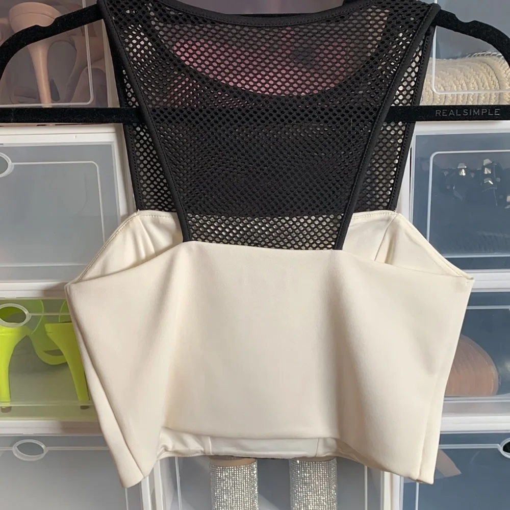 Express top. Never worn. - Picture 2 of 2